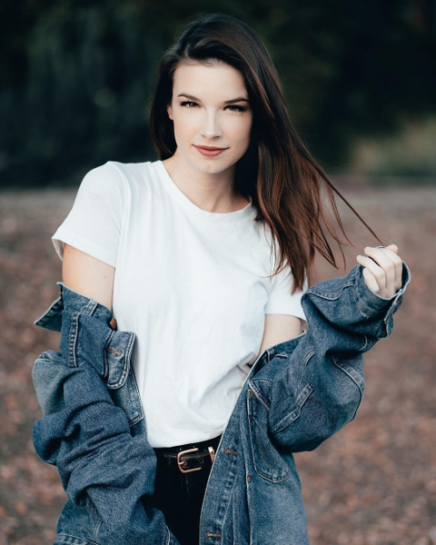 Miss BCBG Britt